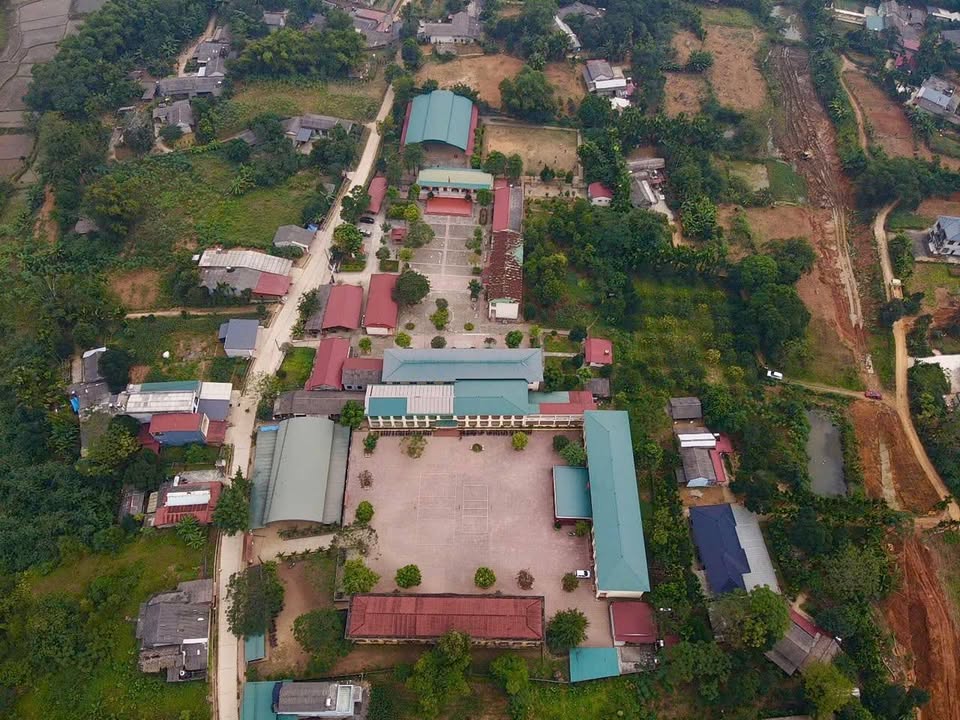 Đất nền Phượng Vỹ Cẩm Khê 1600m² giá 1 tỷ - Tiềm năng đầu tư vượt trội!