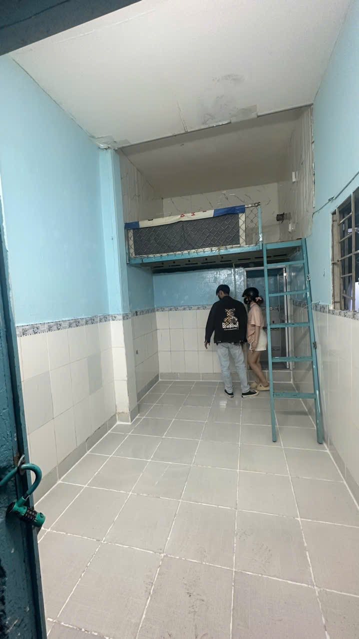 Kiot cho thuê tại hẻm 909/6 Trường Chinh, Tân Phú - Giá chỉ 2.6 triệu/tháng!