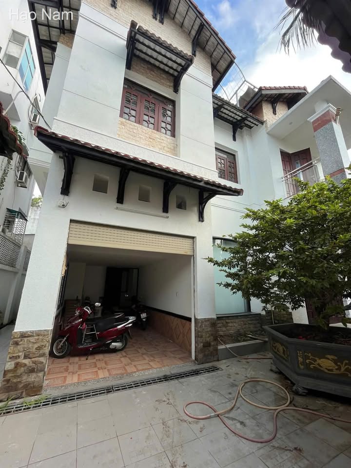 Biệt thự cho thuê Tân Thới Nhất, Quận 12 diện tích 400m² giá 30 triệu - Phù hợp cho gia đình và văn phòng!