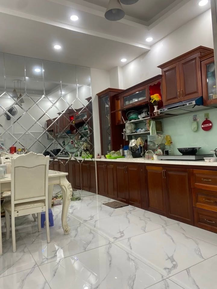 Nhà 3 lầu Tân Hưng Quận 7 59.5m² giá 12.2 tỷ - Đầu tư sinh lời hấp dẫn!