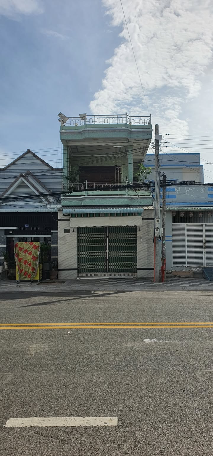 Nhà cho thuê nguyên căn E12 Nguyễn Văn Linh, 2 tầng, giá 6.5 triệu - Kinh doanh thuận lợi!