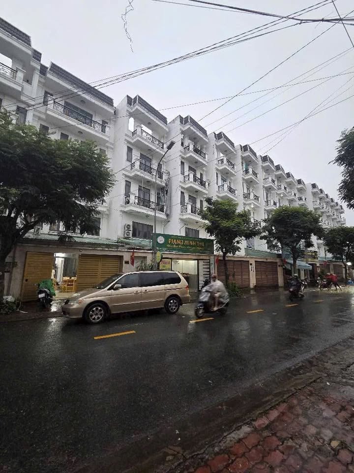 Bán gấp mặt tiền Nguyễn Thị Xinh, Thới An, 84m² giá 9 tỷ - Đầu tư sinh lời!