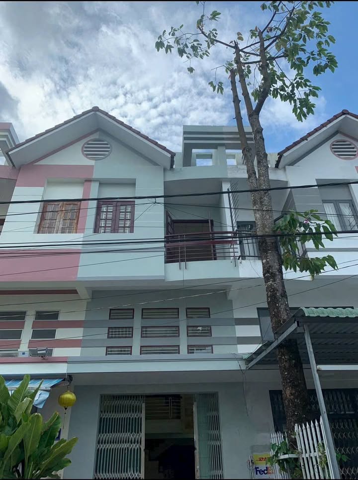 Nhà trệt lửng lầu mới đẹp tại KDC Long Thịnh, Cái Răng, Cần Thơ - Giá 3.2 tỷ