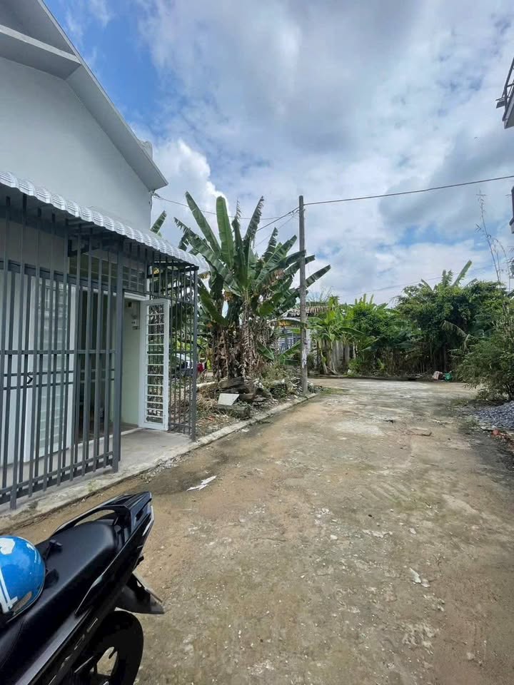 Nhà trệt lửng đường Nguyễn Văn Linh, Bình Thủy, 40m² giá 1.19 tỷ - Ô tô vào tận nhà!