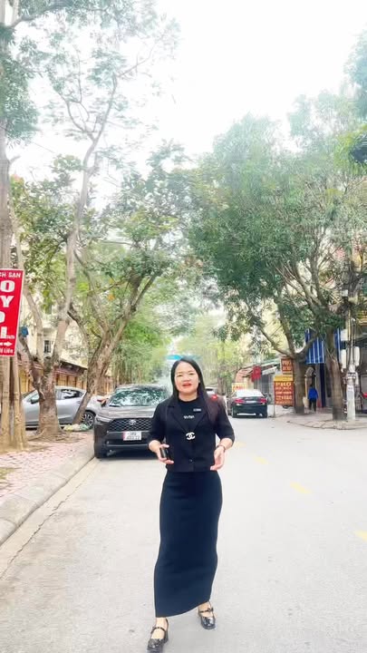 Nhà phố Trường Thi, Vinh 128m² giá 13 tỷ - Mặt tiền kinh doanh sầm uất!