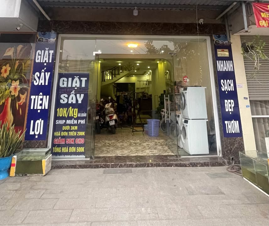 FrontHouse 100m² đường D11 KDC Việt Sing - Giá chỉ 6.6 tỷ, thuận tiện kinh doanh!