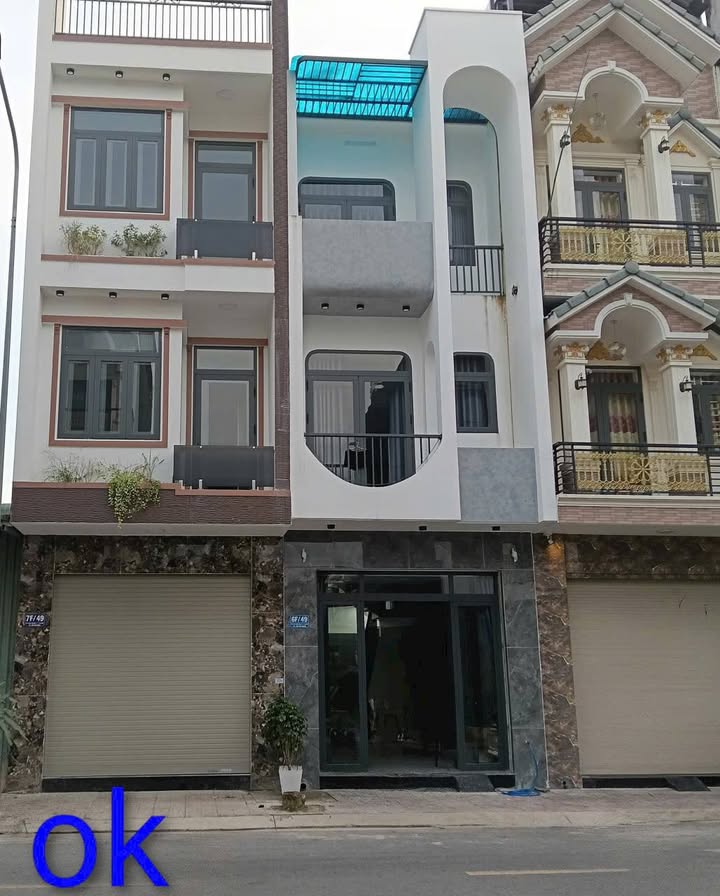 Nhà phố An Phú, Bình Dương 63m² giá 5.24 tỷ - Nhà mới xây hoàn công, thuận tiện kinh doanh!