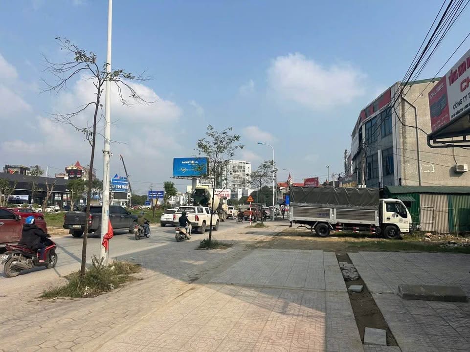 Đất kinh doanh mặt đường 72M Quán Bàu 120m² giá 12 tỷ - Cơ hội vàng cho nhà đầu tư!