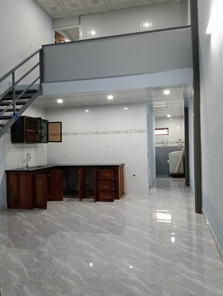 Nhà cho thuê tại chợ đêm Chí Hùng, Thái Hòa, 2PN giá 4 triệu - Phù hợp gia đình!