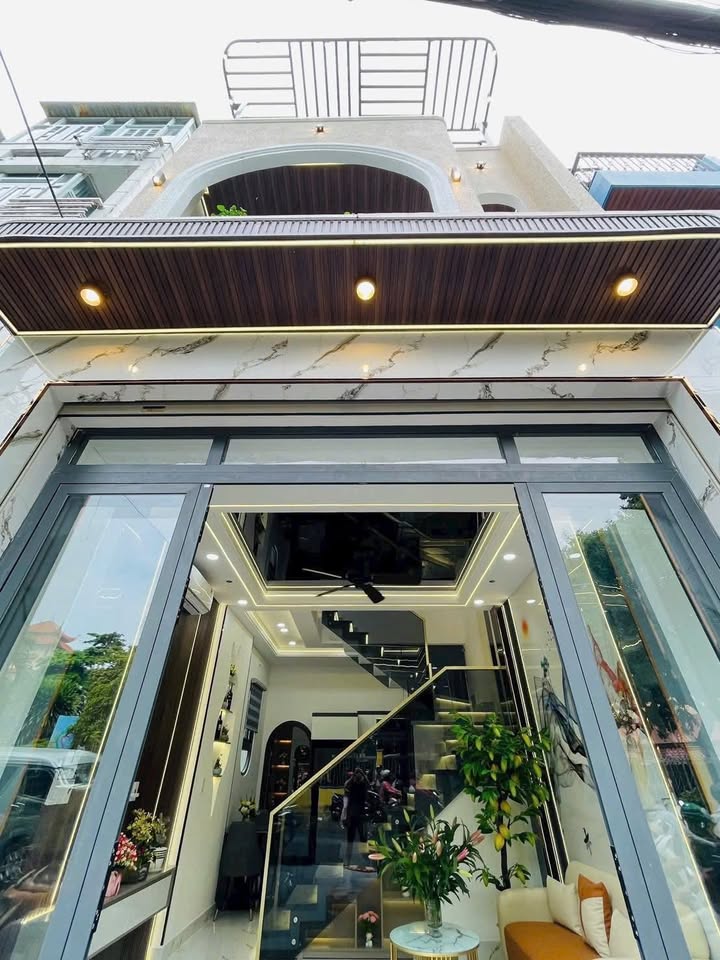 Nhà mặt tiền đường số 8 Gò Vấp 44m² giá 5.98 tỷ - Đầu tư hấp dẫn!