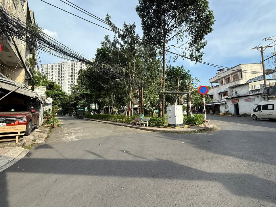 Nhà 4 tầng hẻm 8m đường Cầu Xéo, Tân Phú 70m² giá 9.44 tỷ - Thiết kế nội thất cao cấp!