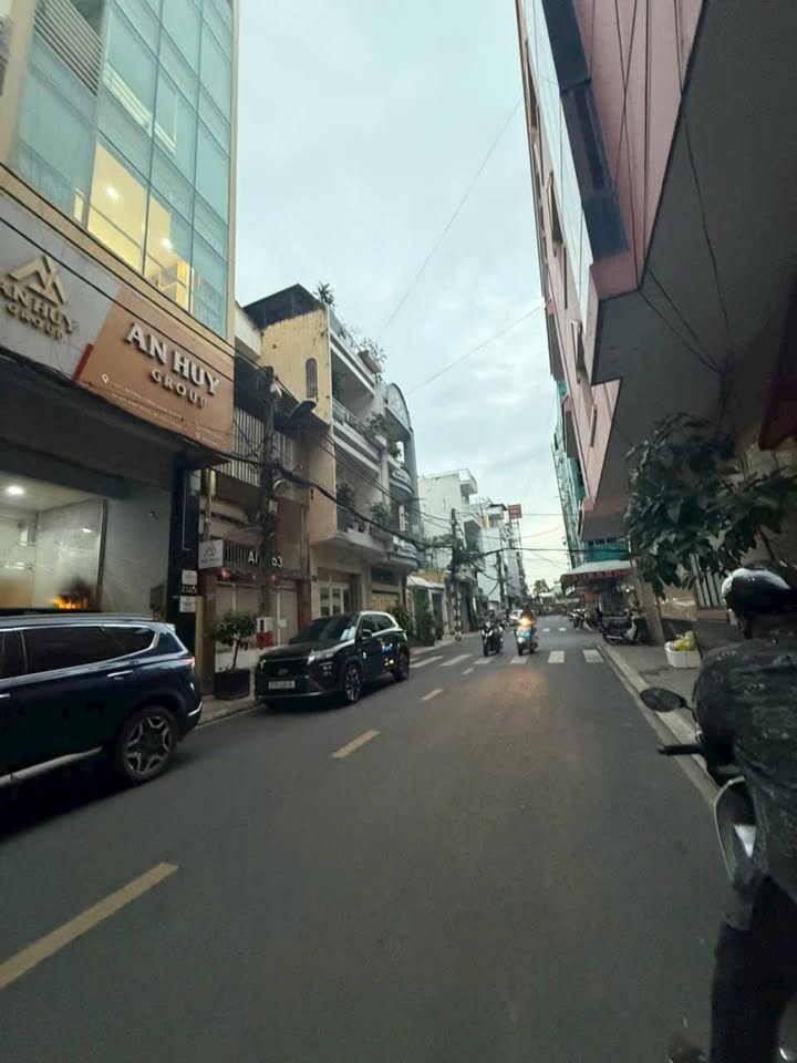 Building hầm 6 tầng tại Cộng Hòa, Tân Bình - 25 tỷ với dòng tiền ổn định!