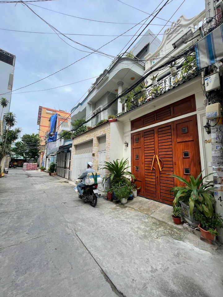 Đất nền Tân Phú 62m² giá 5.5 tỷ - Tặng nhà hiện hữu, vị trí đắc địa!