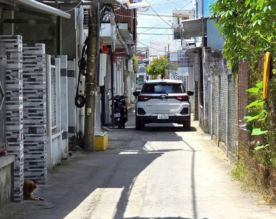 Nhà 1 Trệt 1 Lầu Phú Khương, Bến Tre 100m² giá 3.39 tỷ - Chỉ cần trả trước 1.39 tỷ!