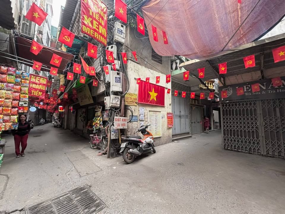 Nhà phố Văn Chương Đống Đa 22m² giá 4.2 tỷ - Vị trí đẹp, đầu tư sinh lời!