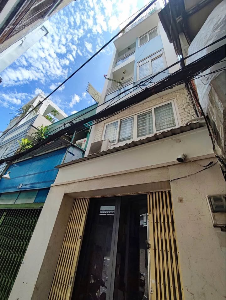 Nhà phố Tô Hiến Thành, Quận 10, 35m² giá 5.4 tỷ - Chính chủ bán gấp!