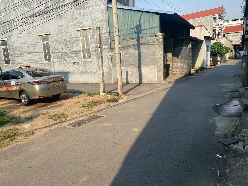 Đất nền Khai Quang Vĩnh Yên 100m² giá chỉ 2.3 tỷ - Cơ hội đầu tư tuyệt vời!