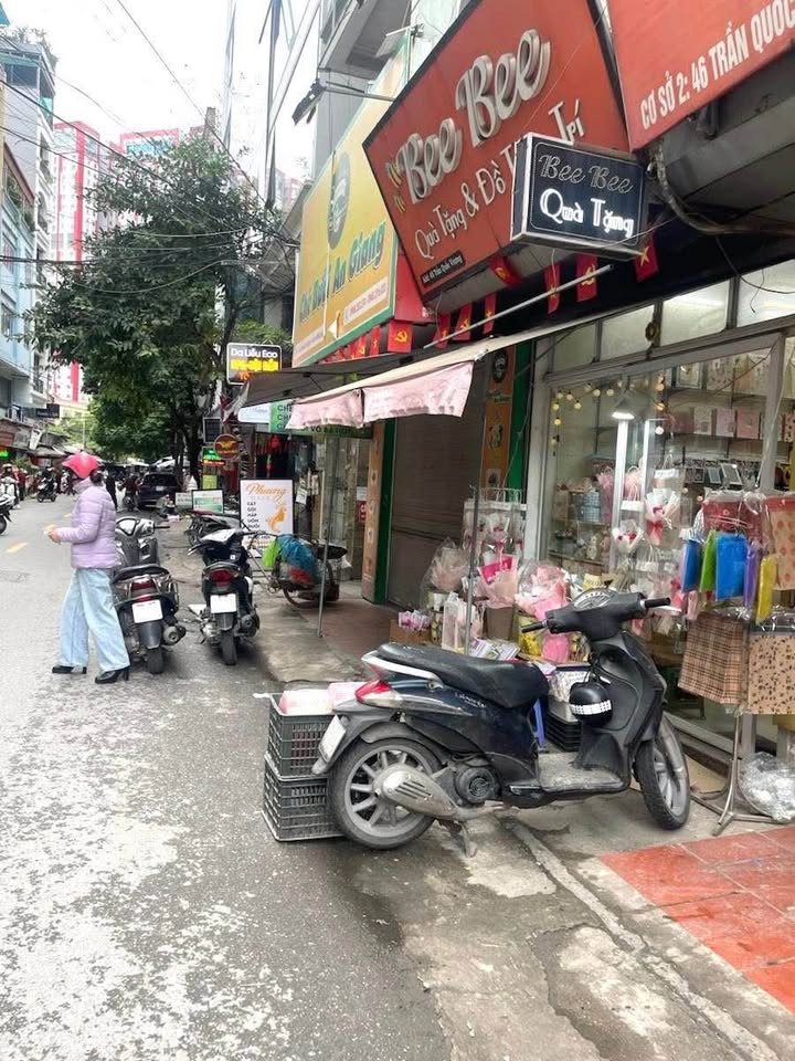 Nhà mặt phố Trần Quốc Vượng, Cầu Giấy 100m² giá 75 tỷ - Lô góc kinh doanh đẳng cấp!