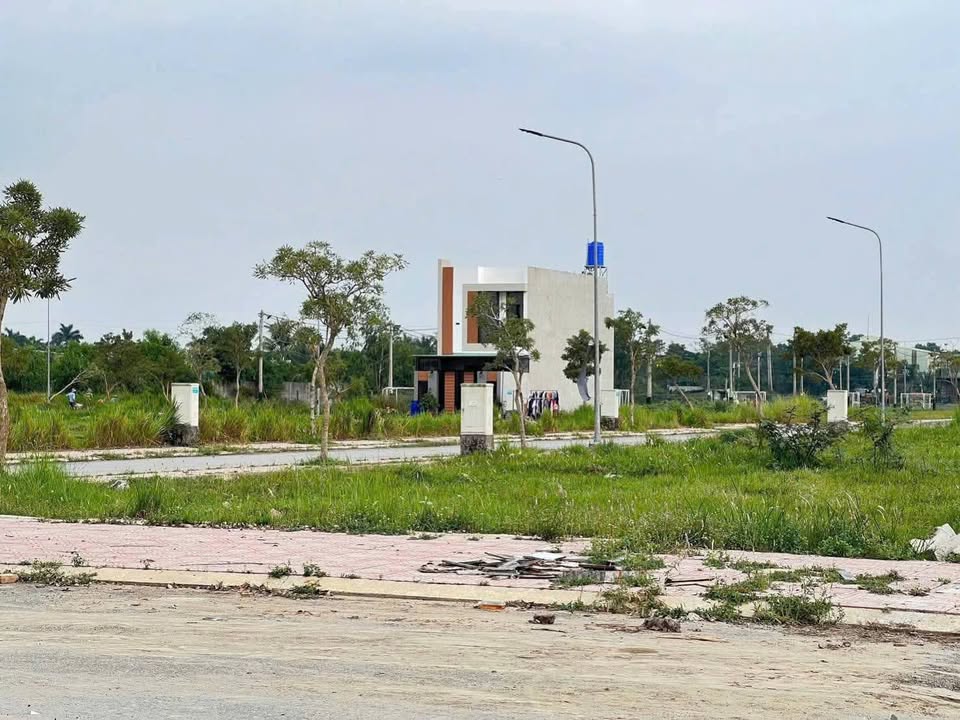 Đất khu dân cư Đức Hòa, Long An 85m² giá 970 triệu - Sổ đỏ chính chủ, sang tên liền tay!