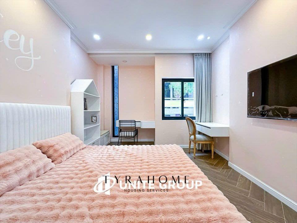 Căn hộ 2PN tại Phú Nhuận - Ban công riêng, đầy đủ tiện nghi