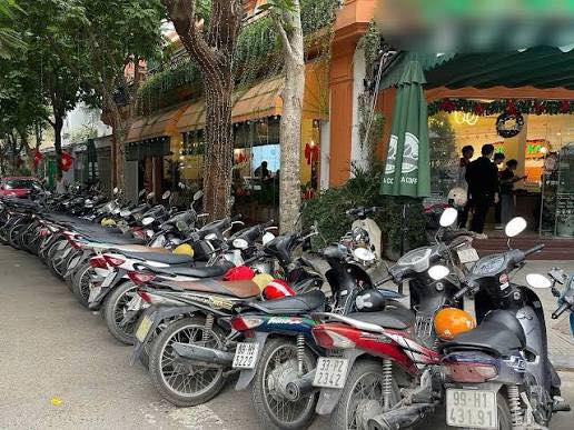 Mặt bằng cho thuê 80m² Hoàng Cầu giá 60 triệu - Lô góc kinh doanh tuyệt vời!