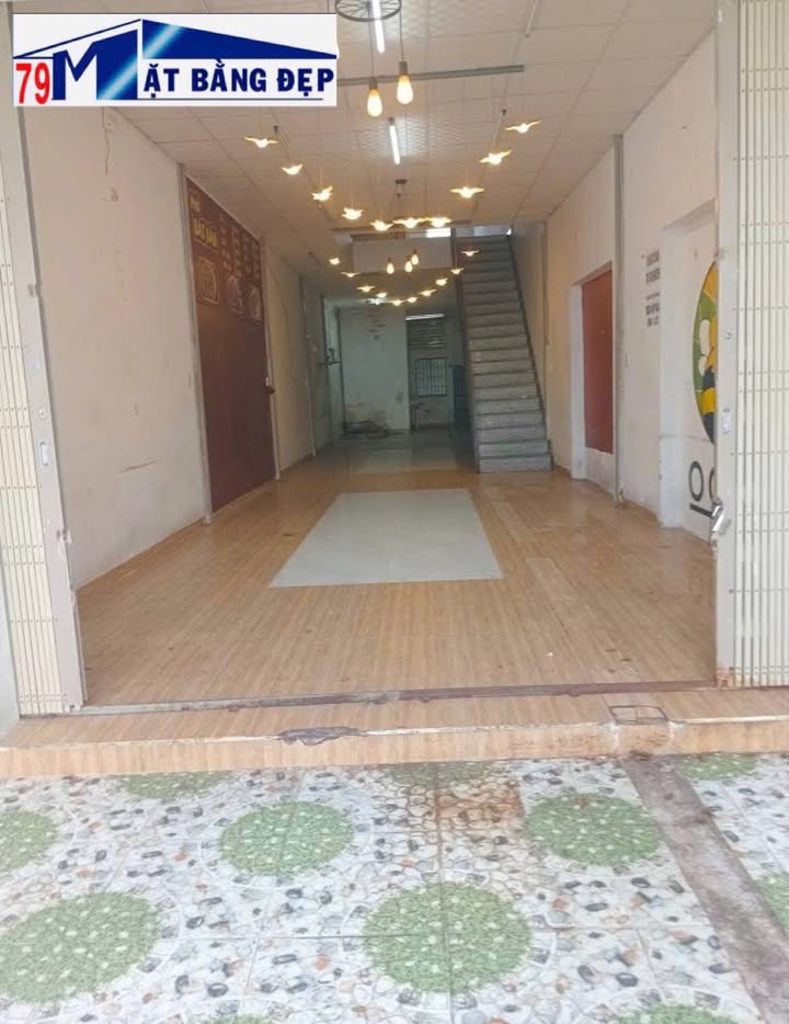 Cho thuê nguyên căn mặt bằng Hoàng Diệu 300m² chỉ 15 triệu - Vị trí kinh doanh đắc địa!