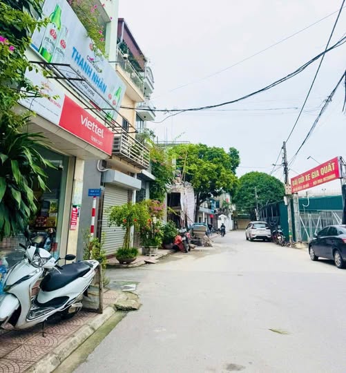 Đất nền phố Gia Quất, phường Bồ Đề, 50m² giá 1.6 tỷ - Sổ đỏ chính chủ, ô tô đỗ cổng!