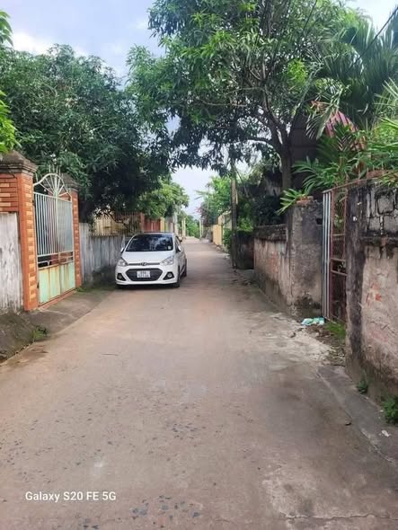 Đất thổ cư Việt Hòa Khoái Châu 73m² giá 1 tỷ - Đường thông ô tô tránh nhau!