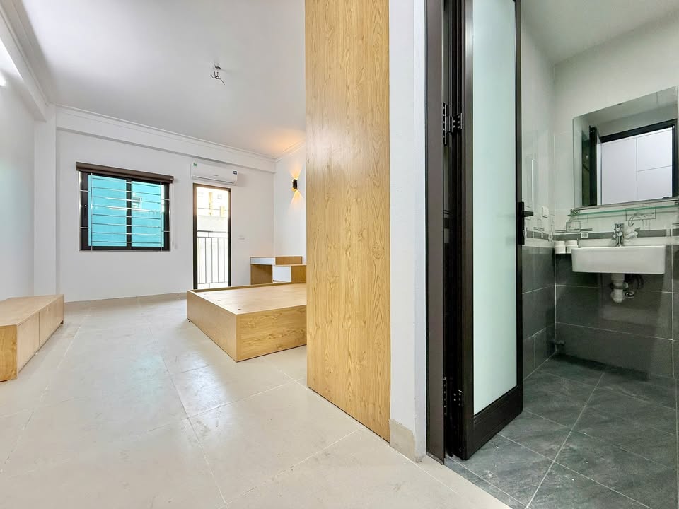 Phòng cho thuê 298 Ngọc Hồi 30m² giá chỉ 3.7 triệu - Sẵn sàng vào ở ngay!