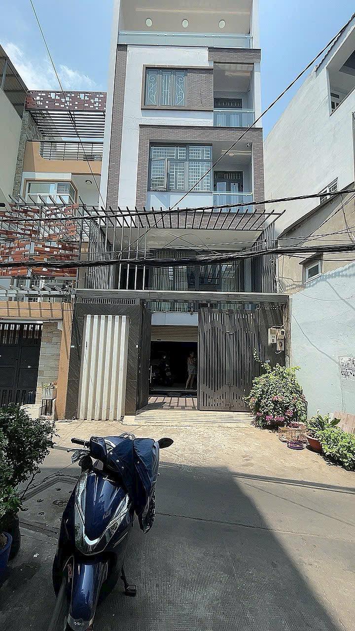 Nhà phố Tân Phú 157m² giá 17.5 tỷ - Đầu tư sinh lời 70 triệu/tháng!
