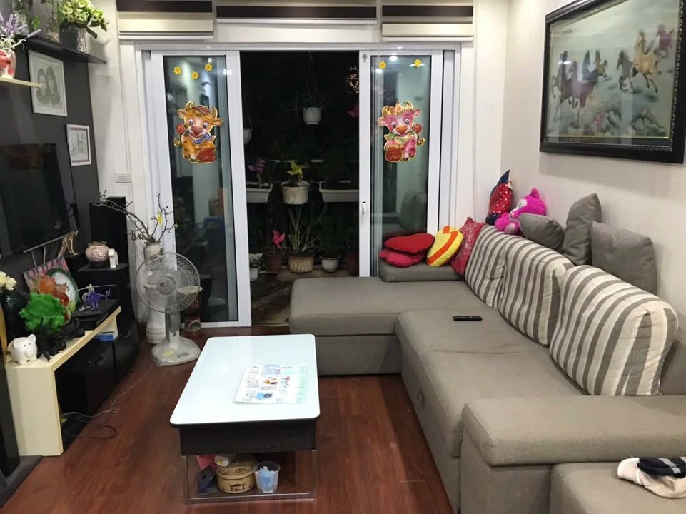 Căn hộ Tập Thể Thanh Nhàn, Hai Bà Trưng 70m² giá 3 tỷ - Sẵn sàng ở ngay!