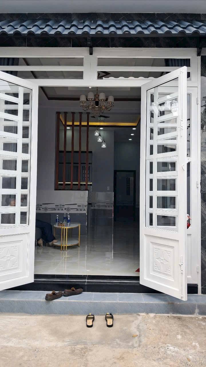 Nhà cấp 4 đẹp tại Thới Tam Thôn, Hóc Môn 50m² giá 2.65 tỷ - Sổ hồng riêng, vào ở ngay!