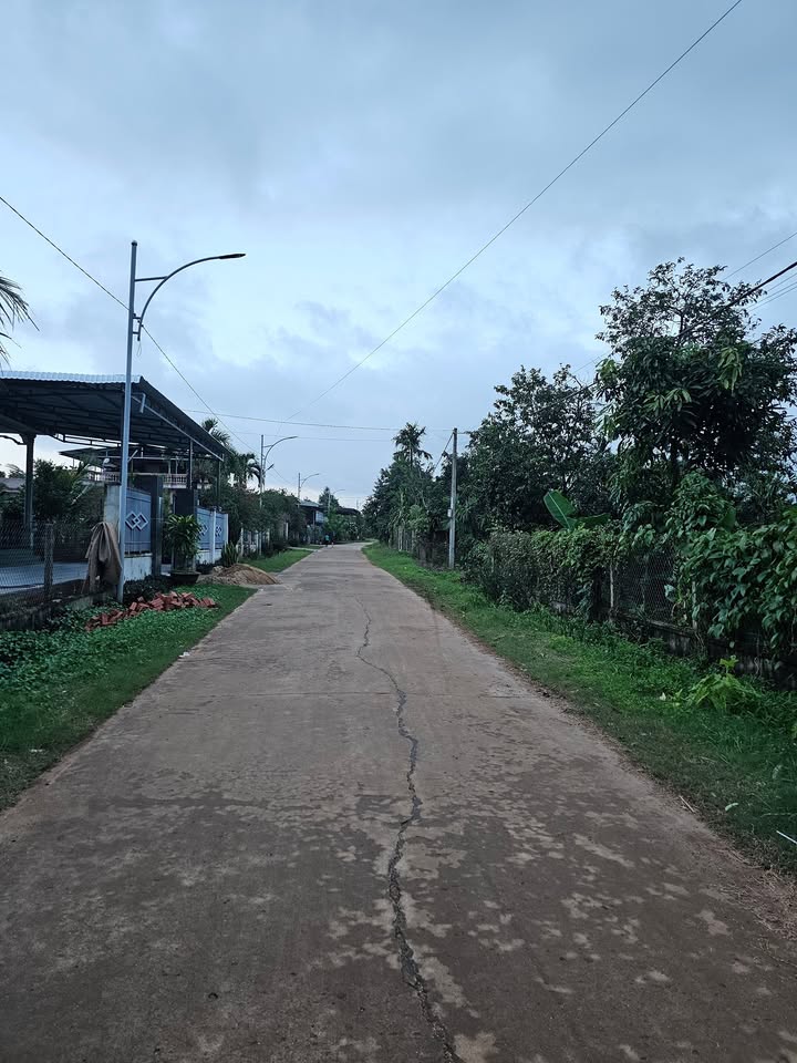 Đất thổ cư Ea Kmút 1000m² giá chỉ 1.55 tỷ - Cơ hội đầu tư tốt!