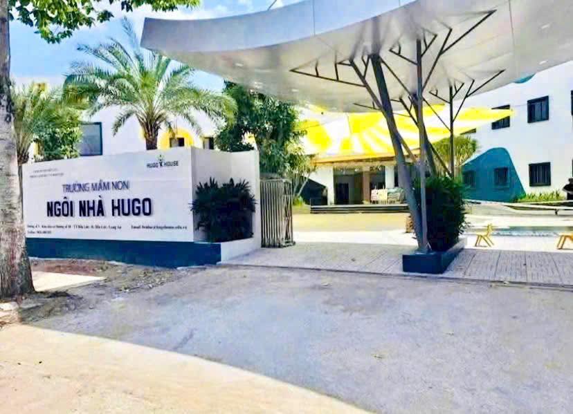 Đất nền KDC Đường10 Tân Thuận, Bến Lức 100m² giá 4.6 tỷ - Vị trí đắc địa gần trường học!