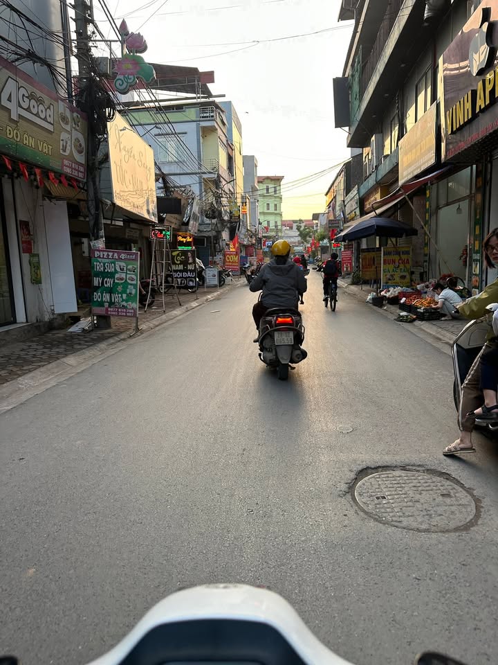 Đất Kim Chung 60m² giá 4.7 tỷ - Ô tô vào tận đất, sổ đỏ chính chủ!