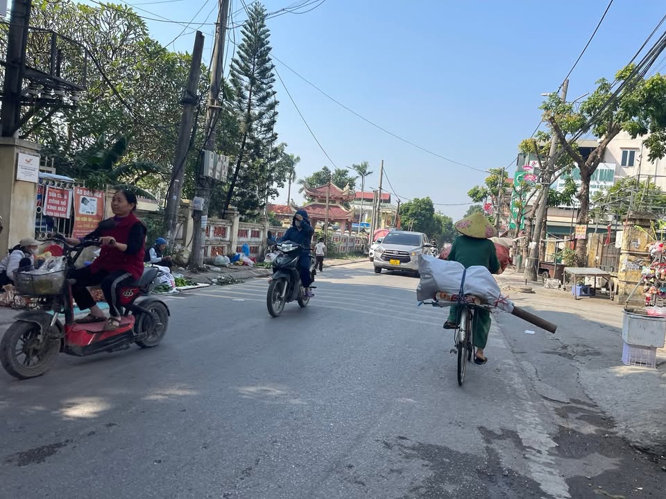 Nhà 5 tầng Kim Nỗ Đông Anh 52m² giá 6 tỷ - Thiết kế hiện đại, ô tô đỗ cửa!