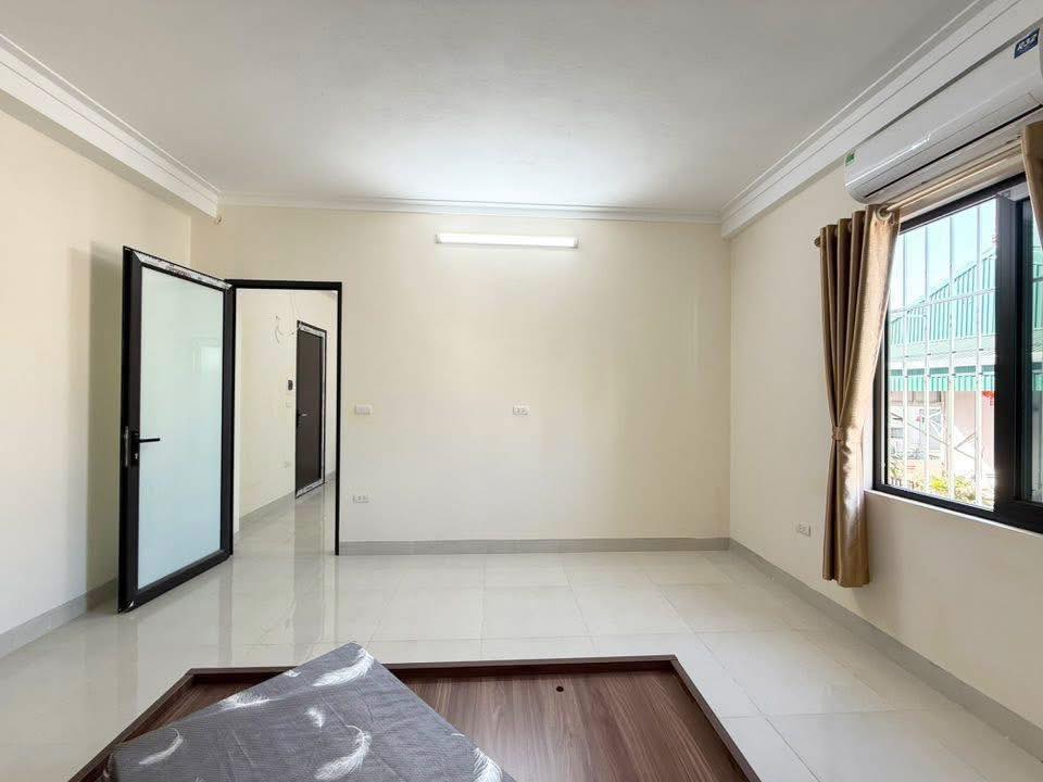 Room for Rent tại Ngõ 15 Tả Thanh Oai 47m² giá 4.3 triệu - Phòng mới, thoáng mát!
