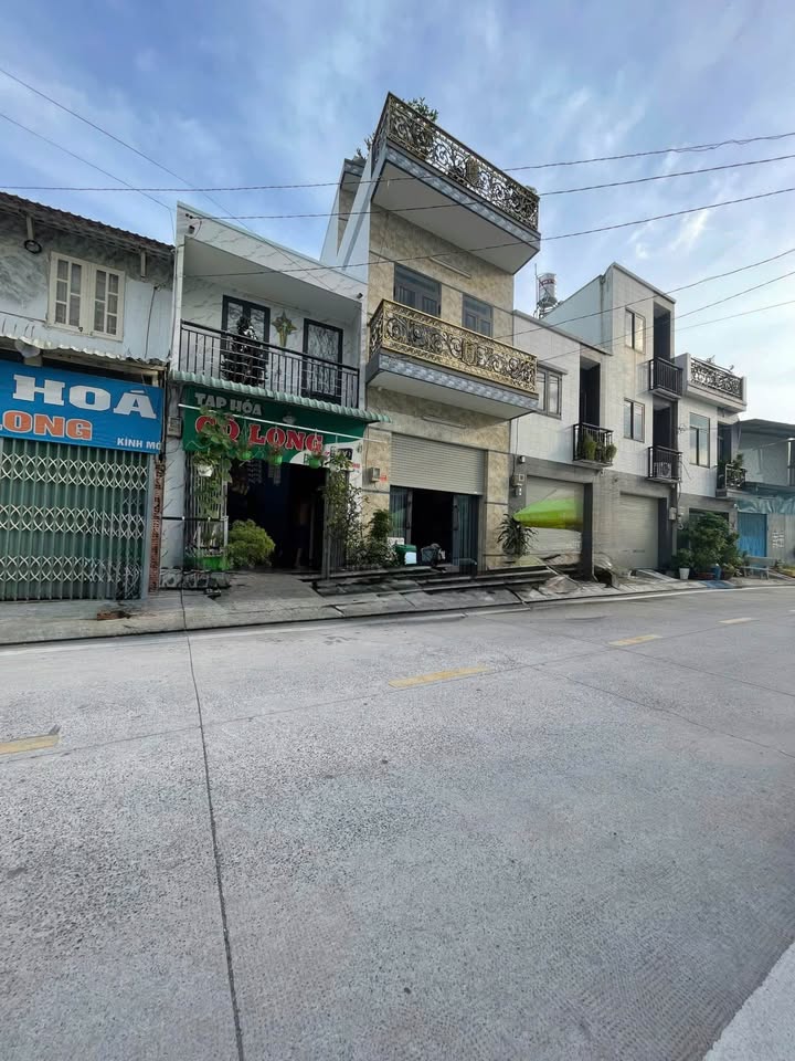 Nhà mặt tiền ấp Tây Lân, xã Bà Điểm 40m² giá 2.2 tỷ - Phù hợp cho kinh doanh nhỏ!