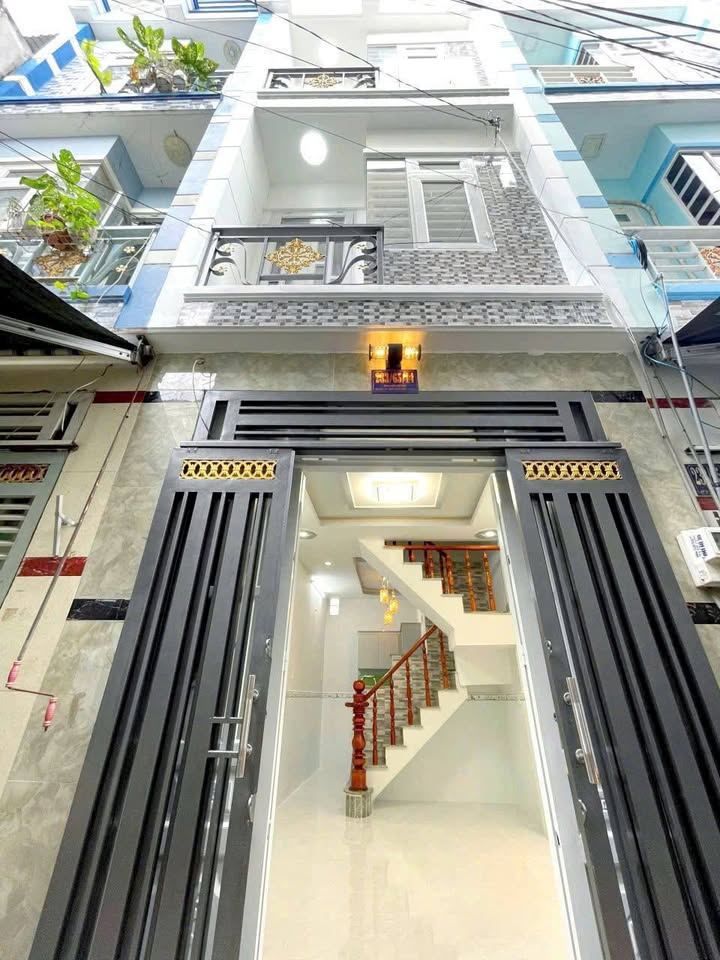 Nhà đẹp quận 12, 23m² giá 1.85 tỷ - Sẵn sàng vào ở!