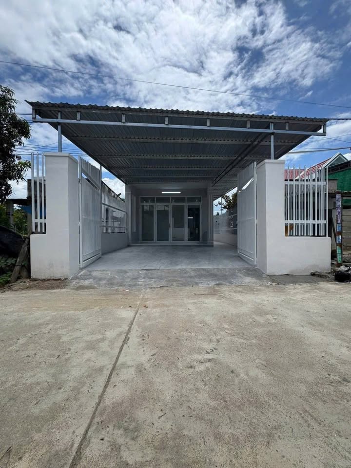 Nhà cấp 4 Diên Phú, Diên Khánh 138m² giá 1.599 tỷ - Mới 99% và tiện ích đầy đủ!