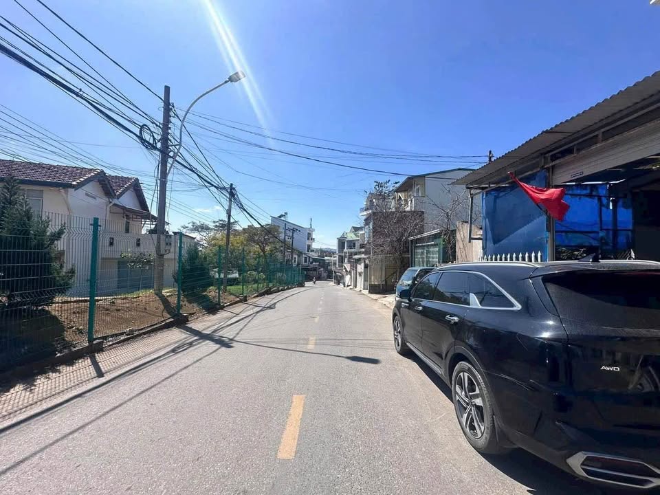 Bán đất mặt tiền Trần Anh Tông, Đà Lạt 102m² - Tiềm năng đầu tư lớn!