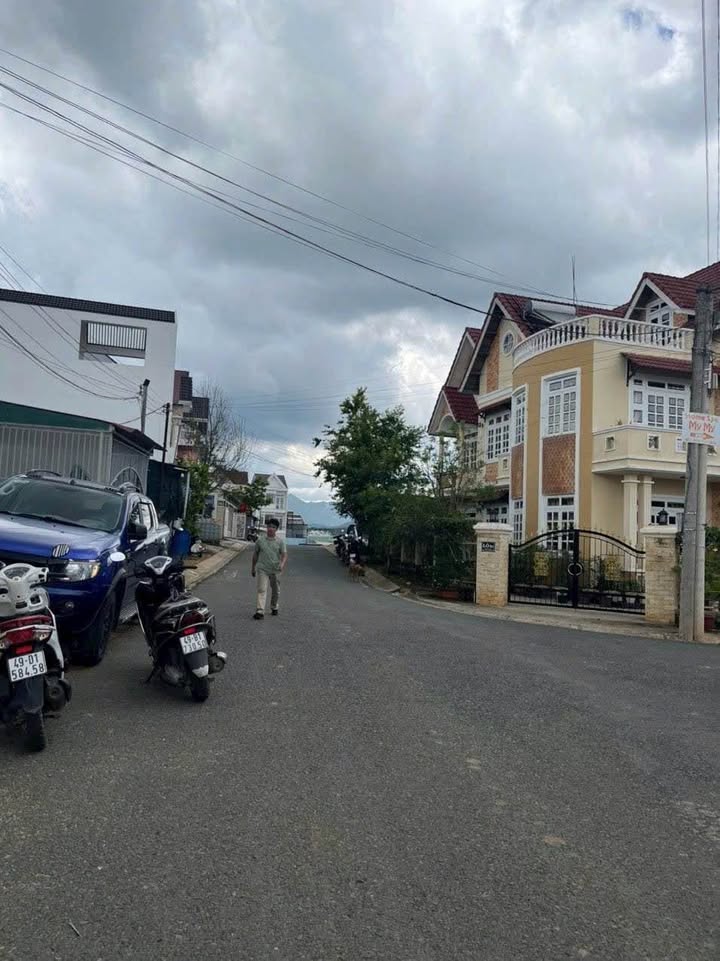 Bán đất đường nhựa Trần Anh Tông, Đà Lạt 82m² giá 5.7 tỷ - Sổ riêng chính chủ!