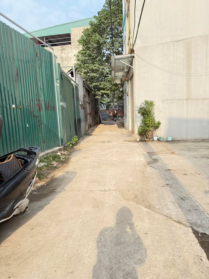 Đất nền 64m² tại phố Thúy Lĩnh, Lĩnh Nam - Giá 2.45 tỷ, ô tô vào tận nơi!