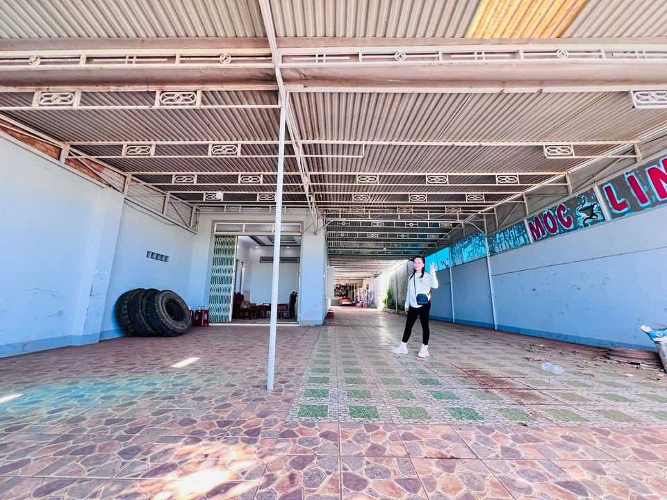 Nhà cấp 4 Pleiku 800m² giá 4.95 tỷ - Vị trí vàng thuận tiện kinh doanh