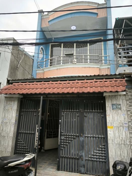 Nhà hẻm 58 Kênh Nước Đen, Tân Phú 80m² giá 5.55 tỷ - Vị trí đẹp, tiện ích đầy đủ!