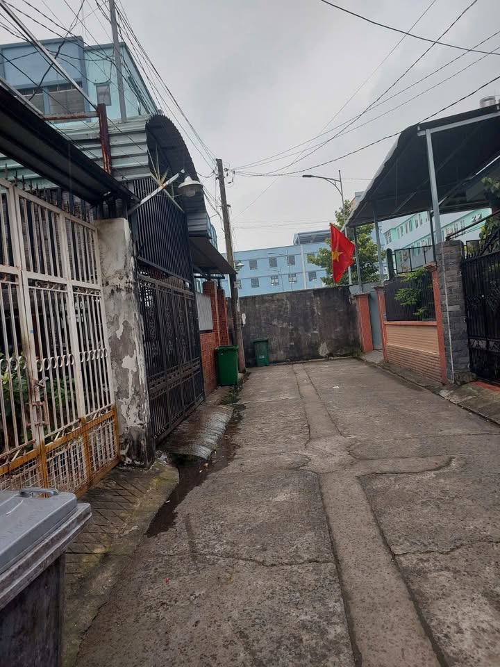 Nhà phố Hố Nai 3, Trảng Bom 131m² giá 1.65 tỷ - Sổ riêng, tặng nội thất!