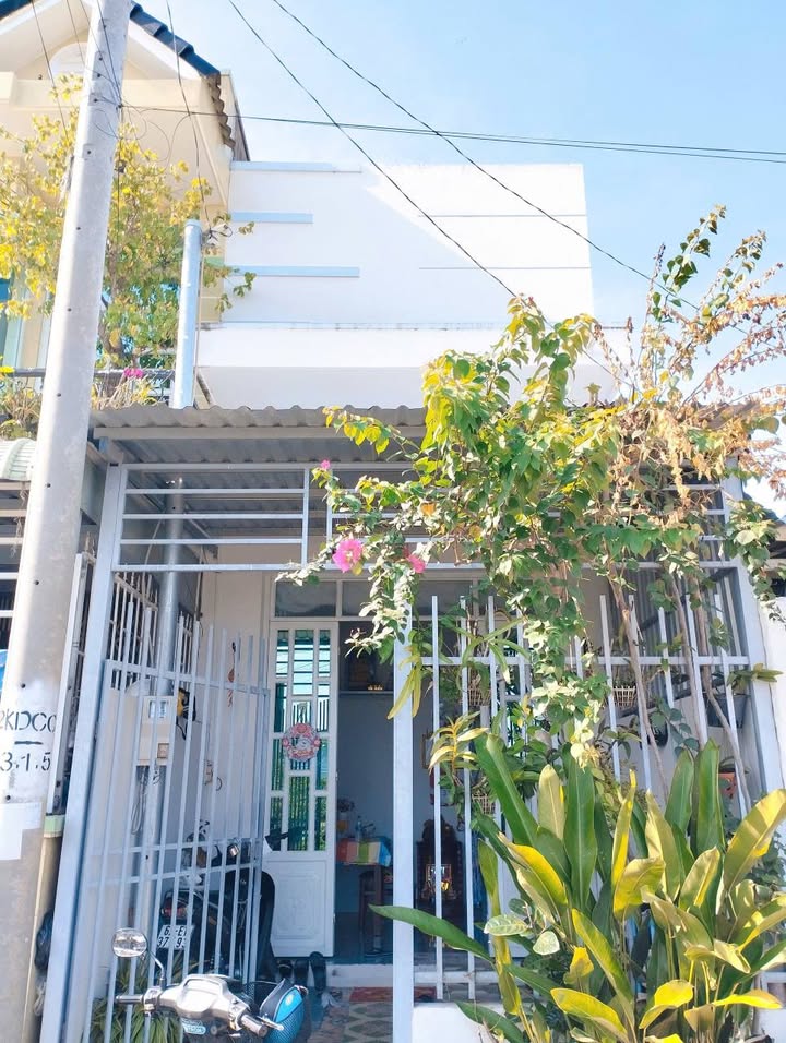 Nhà bán tại Trung tâm thương mại Núi Sam, 50m² giá 1.05 tỷ - Đầu tư sinh lời ngay!