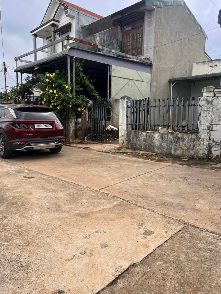 Bán đất nhà cấp 4 sau trường học Chu Văn An, 144m² giá 1.9 tỷ - Cơ hội đầu tư hấp dẫn!