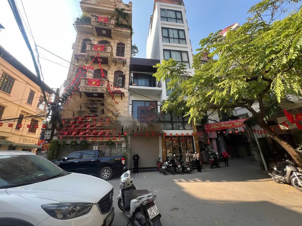 Bán nhà lô góc 6 tầng tại phố Tôn Đức Thắng, Đống Đa – Giá thương lượng!