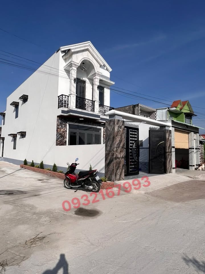 Nhà 2 mặt tiền Mỹ Hạnh Nam 125m² giá 3.1 tỷ - Sẵn sàng vào ở ngay!